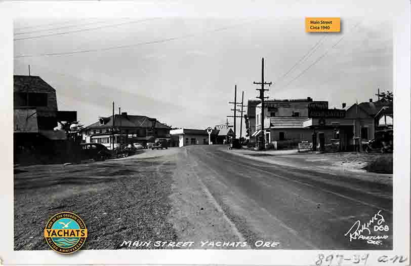 Main Street 1940. A Texico Station stands where Luna Sea and others are now.